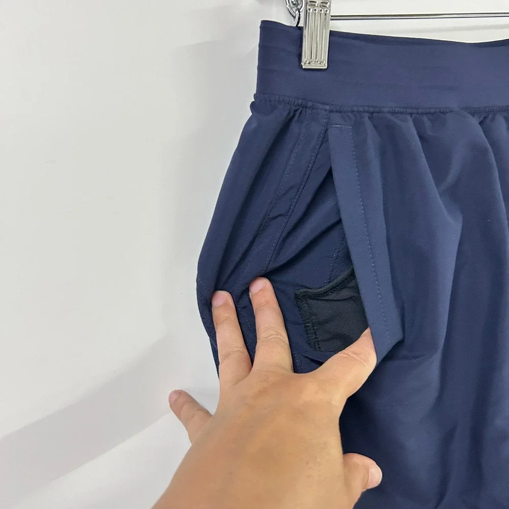 Under Armour Running Shorts Mesh Inset Medium Navy Blue Athletic Gorpcore Gym